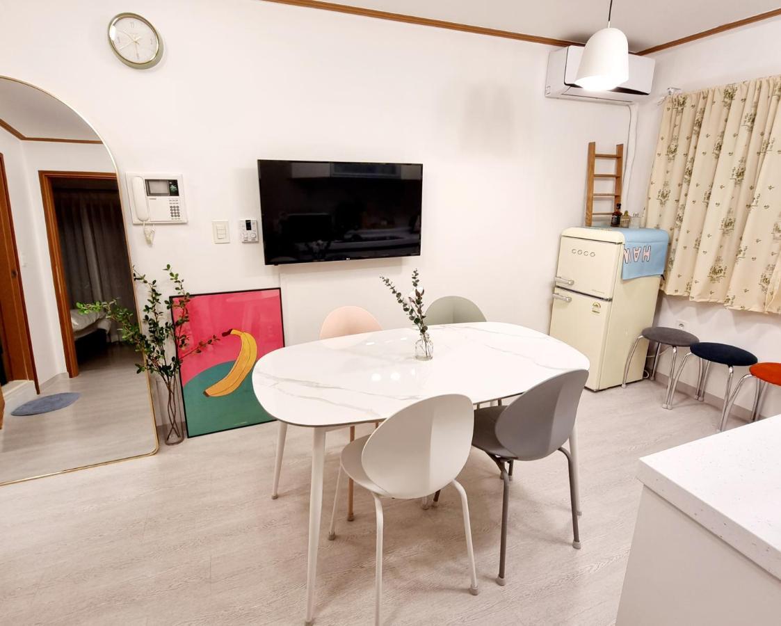 Hongik Hongdae Yeonnam Hoi-House Appartamento Seul Esterno foto